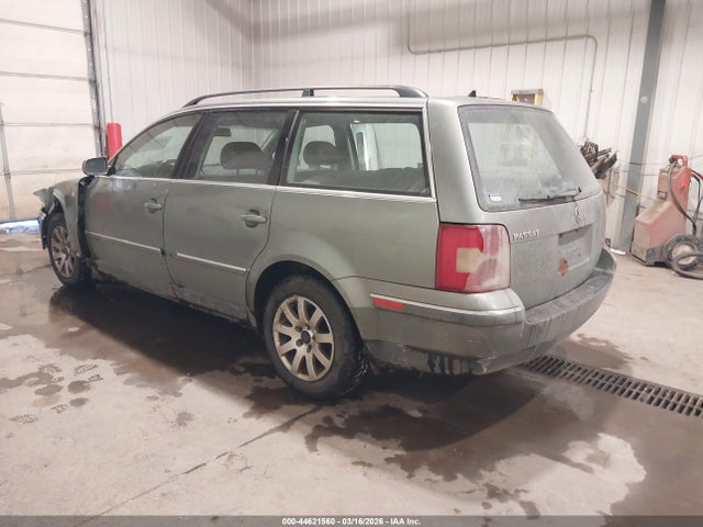 44621560 :رقم المزاد ، WVWVD63B23E173455 vin ، 2003 Volkswagen Passat Gls مزاد بيع