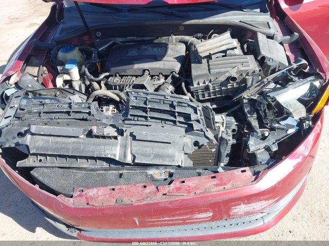 44621566 :رقم المزاد ، 1VWAT7A38FC033099 vin ، 2015 Volkswagen Passat 1.8t Wolfsburg Edition مزاد بيع
