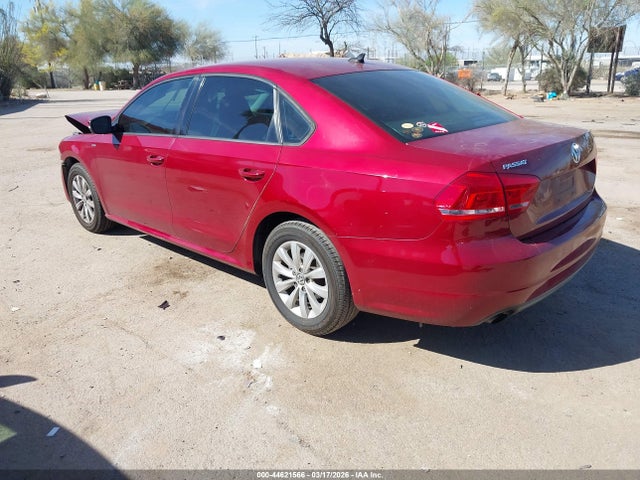 44621566 :رقم المزاد ، 1VWAT7A38FC033099 vin ، 2015 Volkswagen Passat 1.8t Wolfsburg Edition مزاد بيع