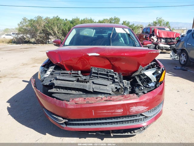 44621566 :رقم المزاد ، 1VWAT7A38FC033099 vin ، 2015 Volkswagen Passat 1.8t Wolfsburg Edition مزاد بيع