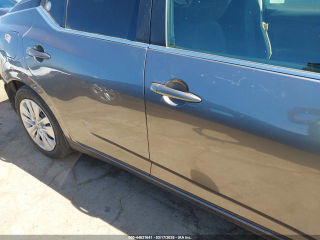 3N1AB8BV3NY214213 Nissan Sentra S Xtronic Cvt