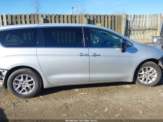 Продаж на аукціоні авто 2024 Chrysler Pacifica Touring L, vin: 2C4RC1BG9RR144325, номер лоту: 44621655