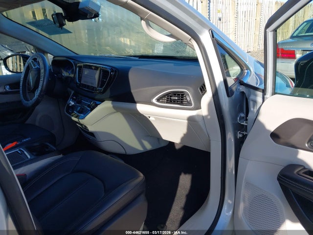 Продаж на аукціоні авто 2024 Chrysler Pacifica Touring L, vin: 2C4RC1BG9RR144325, номер лоту: 44621655
