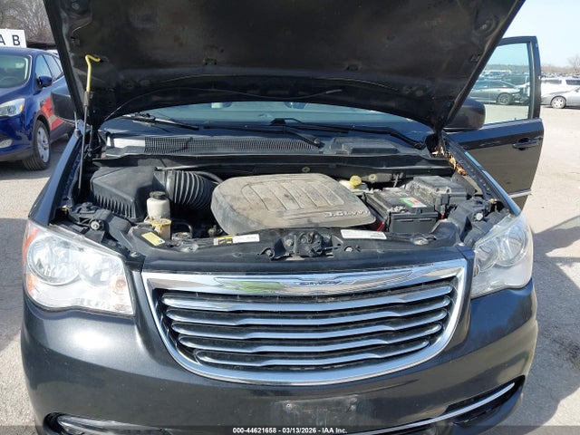 44621658 :رقم المزاد ، 2C4RC1BG5GR237792 vin ، 2016 Chrysler Town & Country Touring مزاد بيع