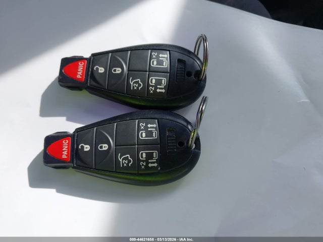 44621658 :رقم المزاد ، 2C4RC1BG5GR237792 vin ، 2016 Chrysler Town & Country Touring مزاد بيع
