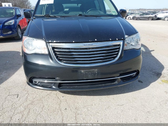 44621658 :رقم المزاد ، 2C4RC1BG5GR237792 vin ، 2016 Chrysler Town & Country Touring مزاد بيع