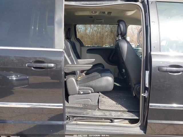 44621658 :رقم المزاد ، 2C4RC1BG5GR237792 vin ، 2016 Chrysler Town & Country Touring مزاد بيع