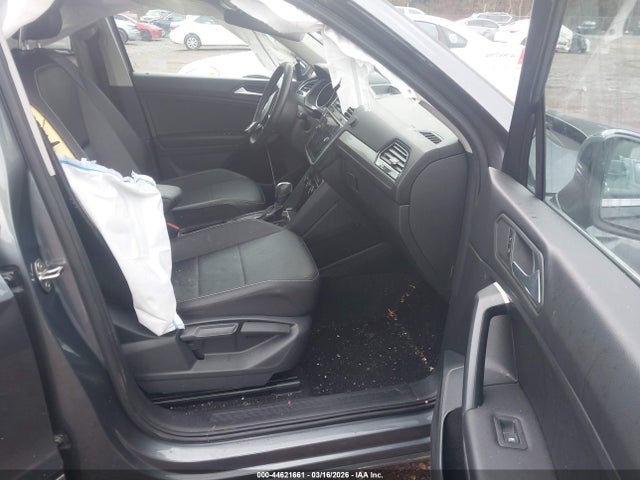Продаж на аукціоні авто 2021 Volkswagen Tiguan 2.0t Se/2.0t Se R-line Black/2.0t Sel, vin: 3VV3B7AX9MM008047, номер лоту: 44621661