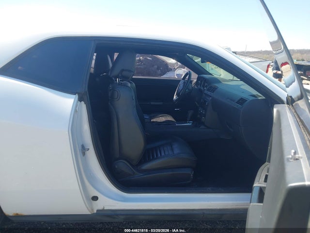 Продаж на аукціоні авто 2013 Dodge Challenger Sxt Plus, vin: 2C3CDYAG6DH569646, номер лоту: 44621818