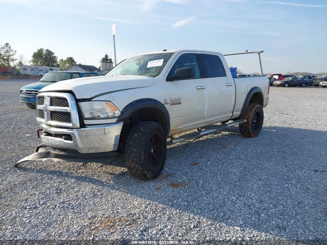2015 RAM 2500 3C6UR5DL9FG548521 Photo 1