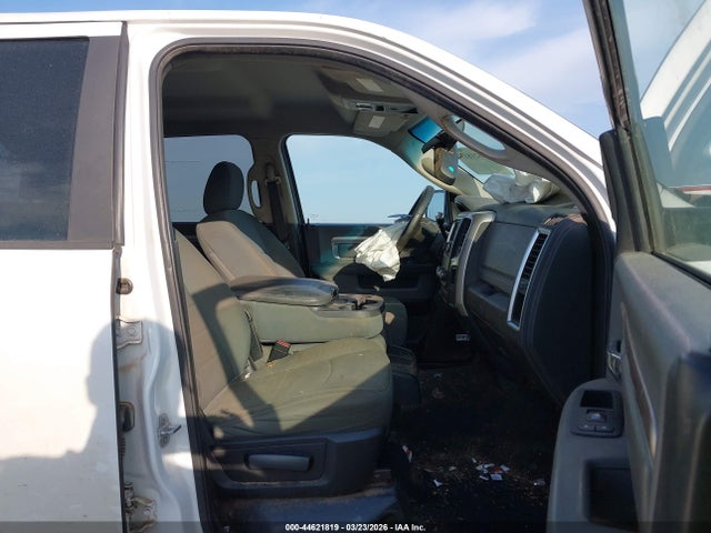 2015 RAM 2500 3C6UR5DL9FG548521 Photo 4