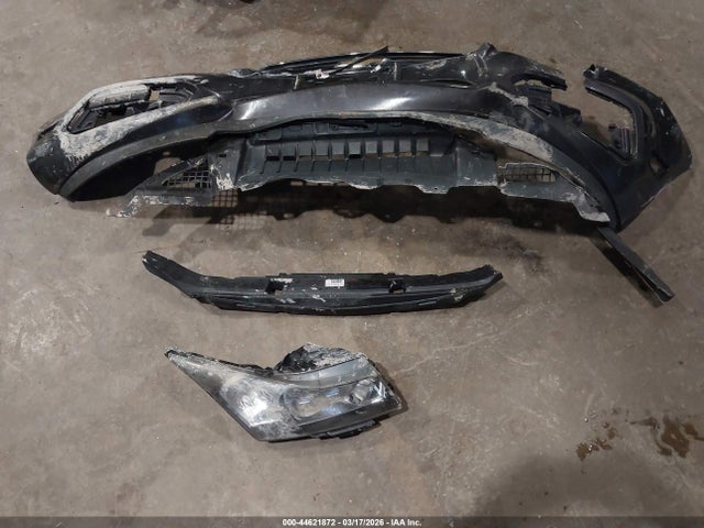 1G1PC5SB6F7236453 Chevrolet Cruze 1lt Auto