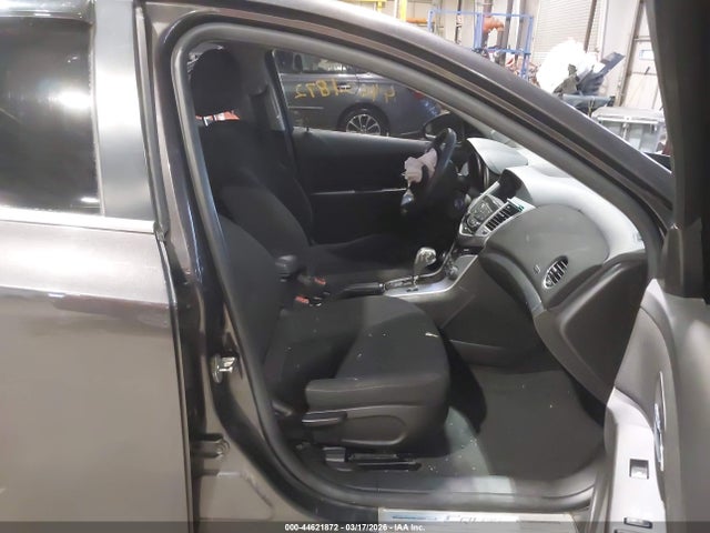 1G1PC5SB6F7236453 Chevrolet Cruze 1lt Auto