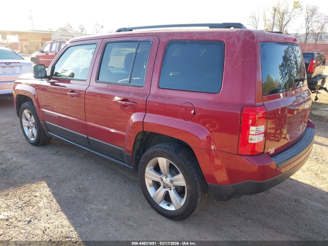 2014 Jeep Patriot Latitude მანქანა იყიდება აუქციონზე, vin: 1C4NJPFA8ED561087, აუქციონის ნომერი: 44621891