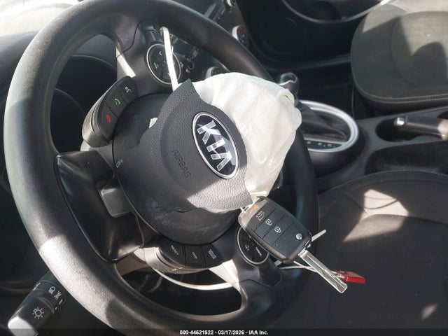 Продаж на аукціоні авто 2018 Kia Soul, vin: KNDJN2A27J7896842, номер лоту: 44621922