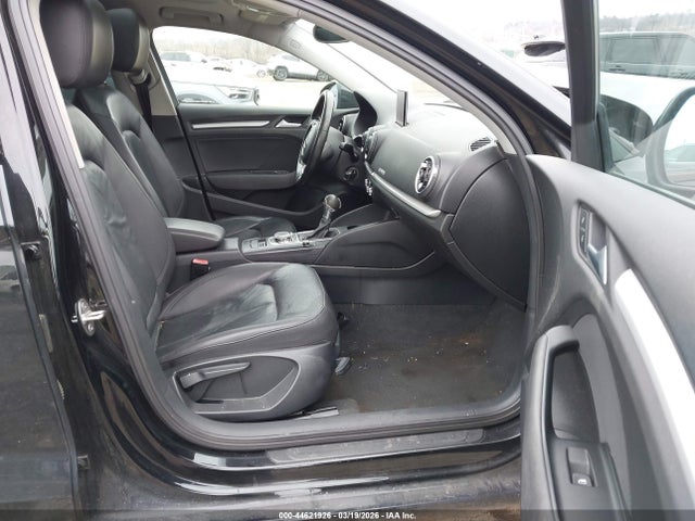 2015 Audi A3 2.0t Premium მანქანა იყიდება აუქციონზე, vin: WAUBFGFF5F1134028, აუქციონის ნომერი: 44621926