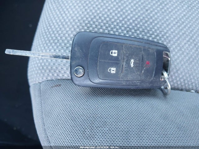 1G1PC5SB3F7157757 Chevrolet Cruze 1lt Auto