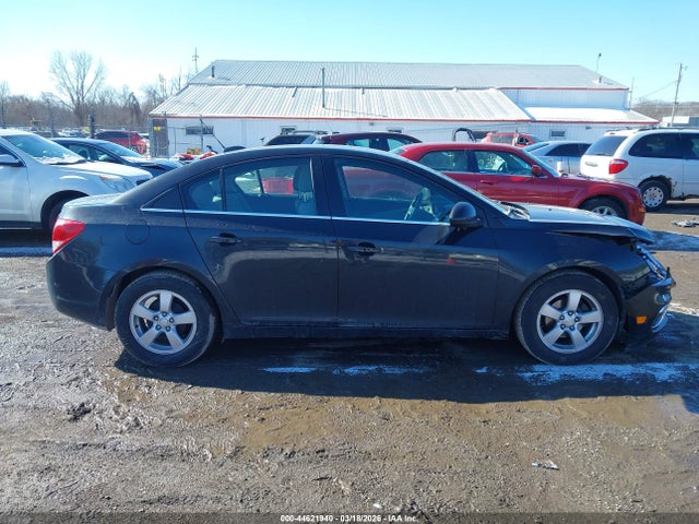 1G1PC5SB3F7157757 Chevrolet Cruze 1lt Auto