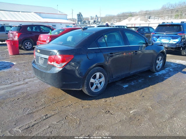 1G1PC5SB3F7157757 Chevrolet Cruze 1lt Auto