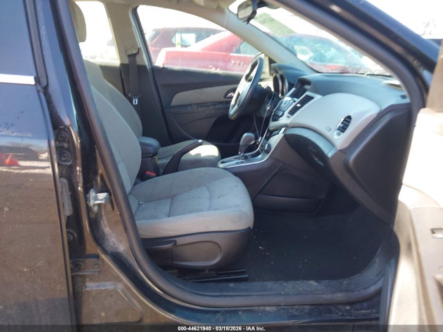 1G1PC5SB3F7157757 Chevrolet Cruze 1lt Auto