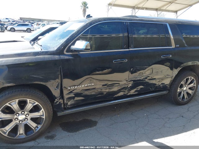 1GNSKKKC8FR282678 Chevrolet Suburban 1500 Ltz