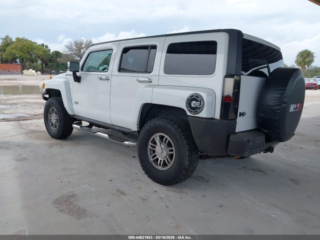 2007 HUMMER H3 SUV 5GTDN13E178219182 Photo 2