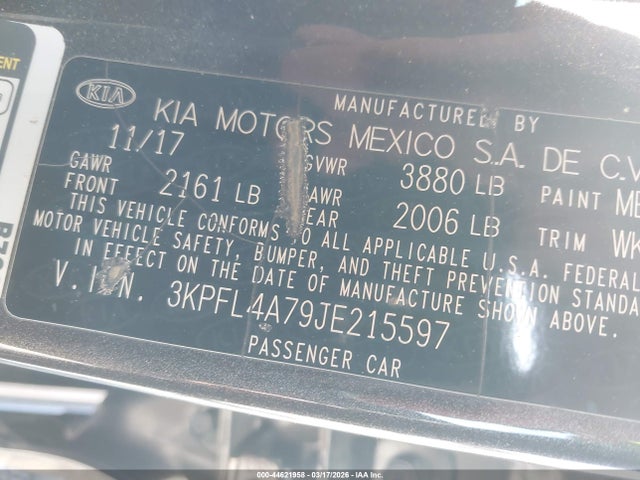 44621958 :رقم المزاد ، 3KPFL4A79JE215597 vin ، 2018 Kia Forte Lx مزاد بيع