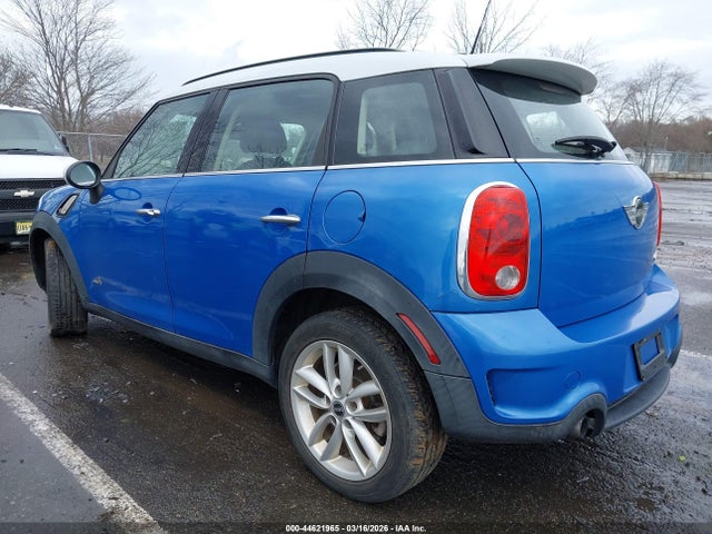 2013 MINI COUNTRYMAN WMWZC5C58DWP32492 Photo 2