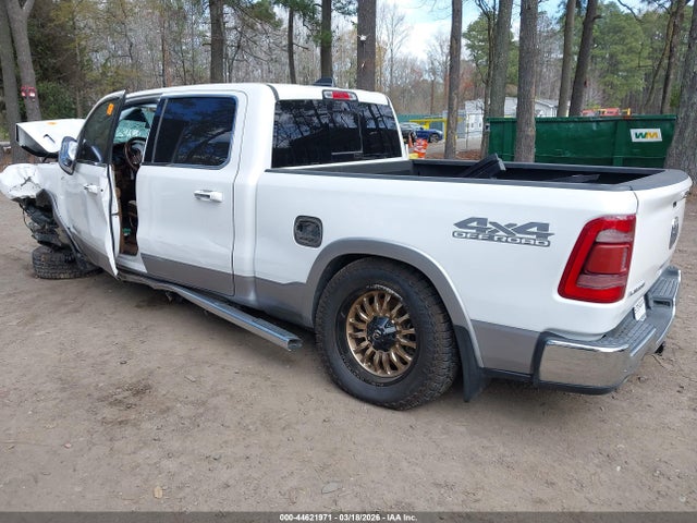 44621971 :رقم المزاد ، 1C6SRFRT4KN827222 vin ، 2019 Ram 1500 Laramie  4x4 6'4 Box مزاد بيع