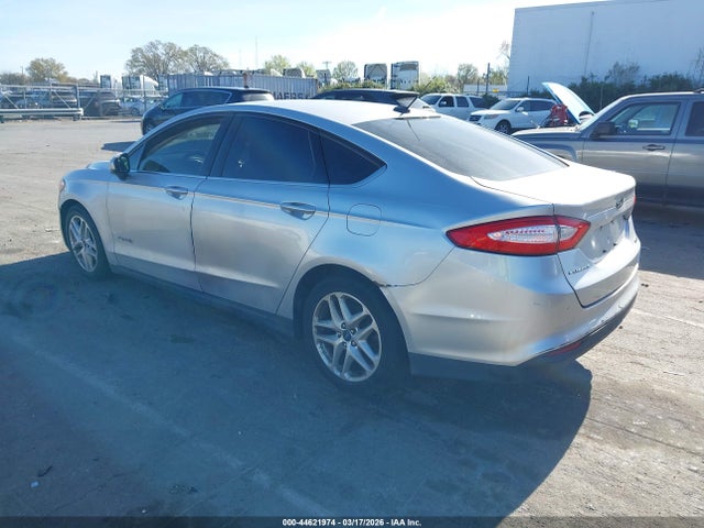 2015 FORD FUSION HYBRID 3FA6P0UU8FR175632 Photo 2