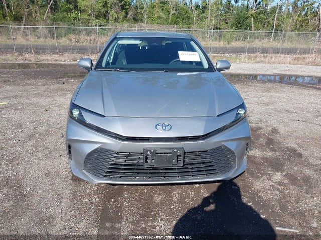 2025 Toyota Camry Le მანქანა იყიდება აუქციონზე, vin: 4T1DAACK1SU007175, აუქციონის ნომერი: 44621992