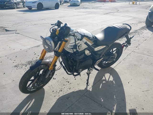 SMTT127Y8TNA43658 Triumph Motorcycle Speed 400