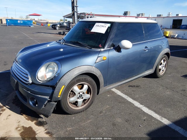 2009 MINI COOPER WMWMF33569TW75983 Photo 1