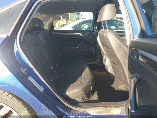 Продаж на аукціоні авто 2017 Volkswagen Passat 1.8t R-line, vin: 1VWDT7A38HC060674, номер лоту: 44622027