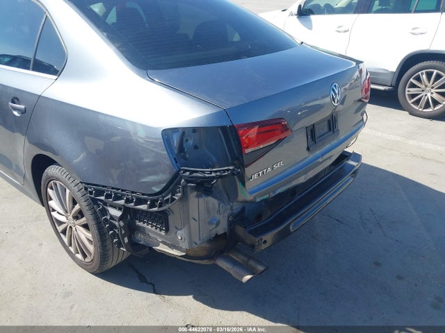 Продажа на аукционе авто 2016 Volkswagen Jetta 1.8t Sel, vin: 3VWL17AJ1GM215675, номер лота: 44622078