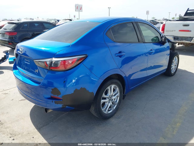 3MYDLBYVXHY158207 Toyota YARIS IA