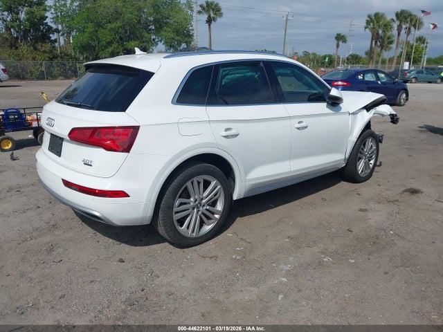 2018 AUDI Q5 WA1CNAFY3J2159838 Photo 3