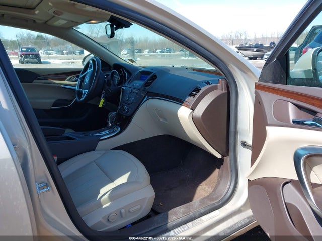 44622105 :رقم المزاد ، 2G4GS5EC8B9185279 vin ، 2011 Buick Regal Cxl Oshawa مزاد بيع