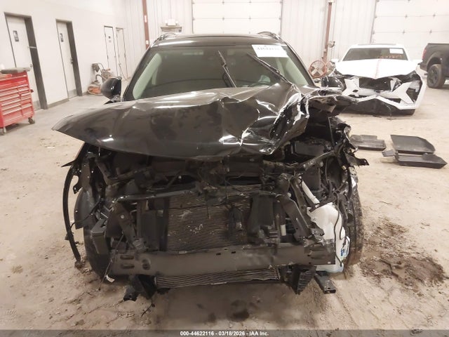 Продажа на аукционе авто 2021 Buick Envision Awd Essence, vin: LRBFZPR49MD119998, номер лота: 44622116