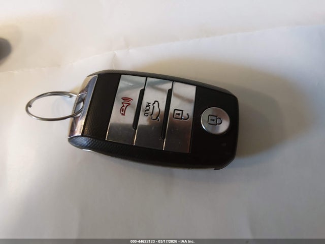 3KPA24AD4ME413091 KIA RIO S