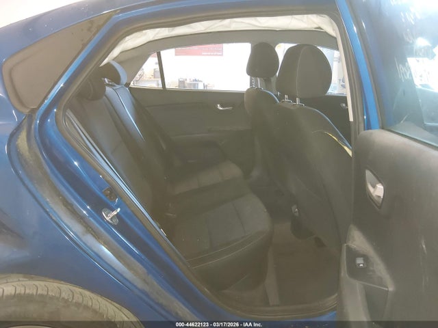 3KPA24AD4ME413091 KIA RIO S