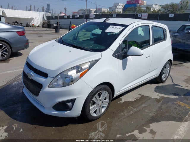 Chevrolet Spark Ls Cvt 2015 KL8CB6S96FC796887 Image 2