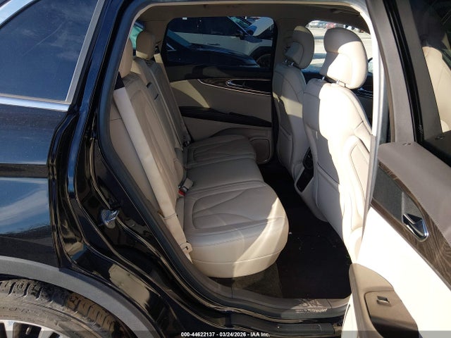 Продажа на аукционе авто 2017 Lincoln Mkx Reserve, vin: 2LMPJ6LR3HBL34882, номер лота: 44622137