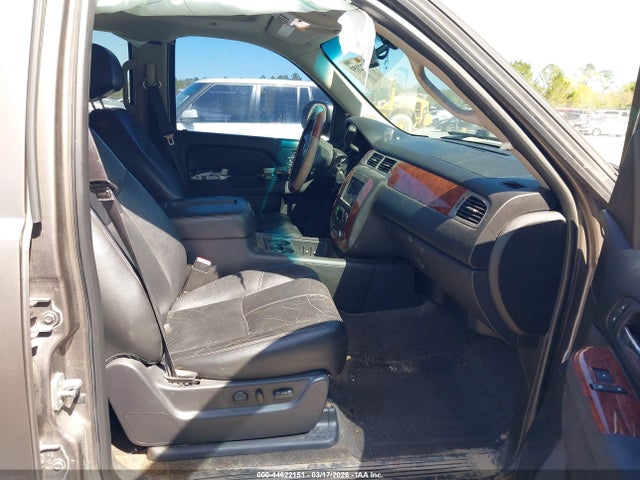 2013 CHEVROLET TAHOE 1GNSCBE01DR372489 Photo 4