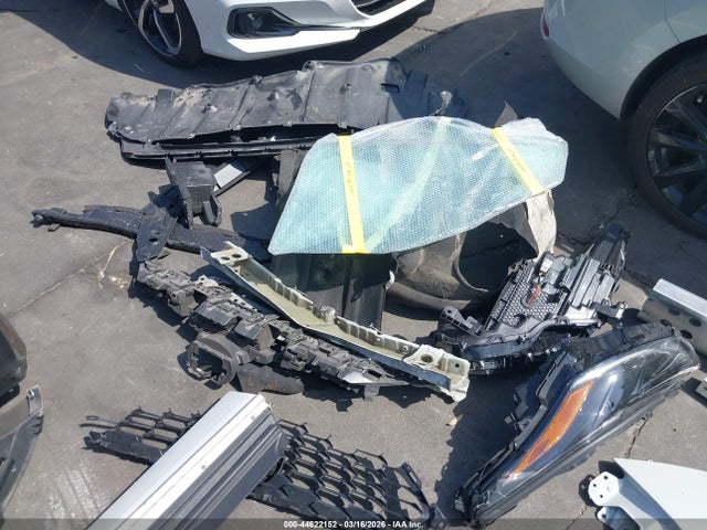 5TDJZRBH2NS174173 Toyota Highlander Xse