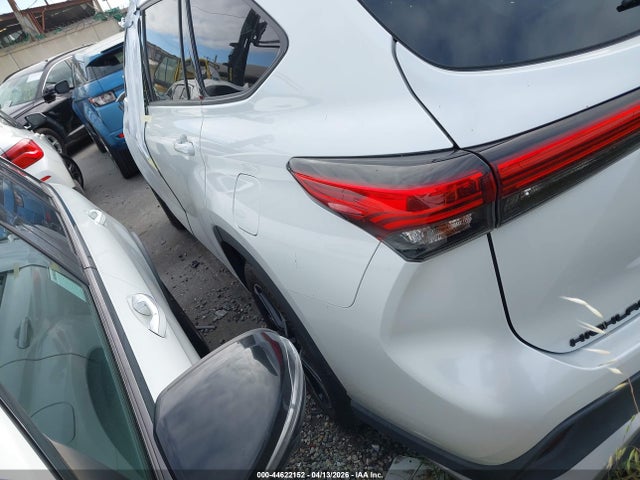 5TDJZRBH2NS174173 Toyota Highlander Xse