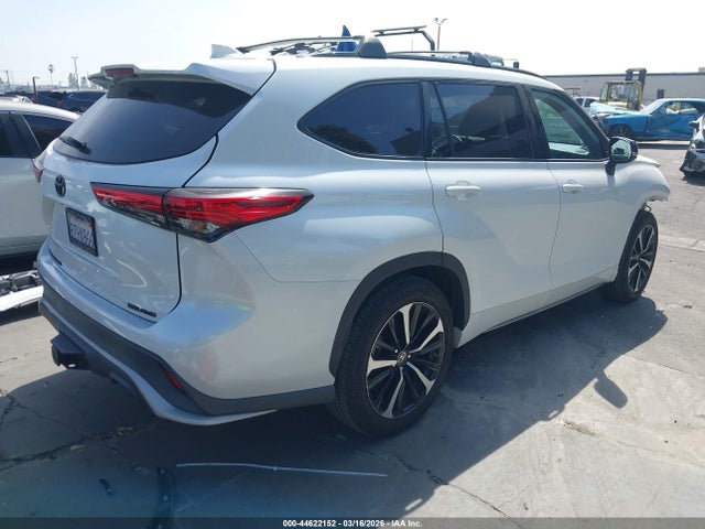 5TDJZRBH2NS174173 Toyota Highlander Xse