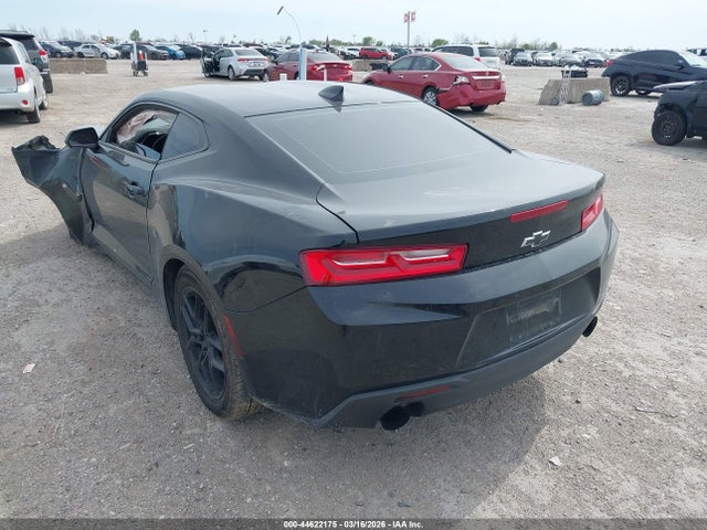2016 CHEVROLET CAMARO 1G1FB1RS6G0191182 Photo 2