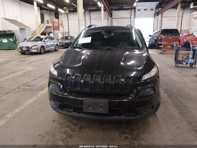 1C4PJLAS1GW315491 Jeep Cherokee Altitude