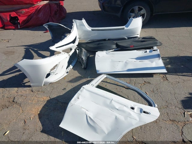 4T1G11AK6NU046364 Toyota CAMRY SE